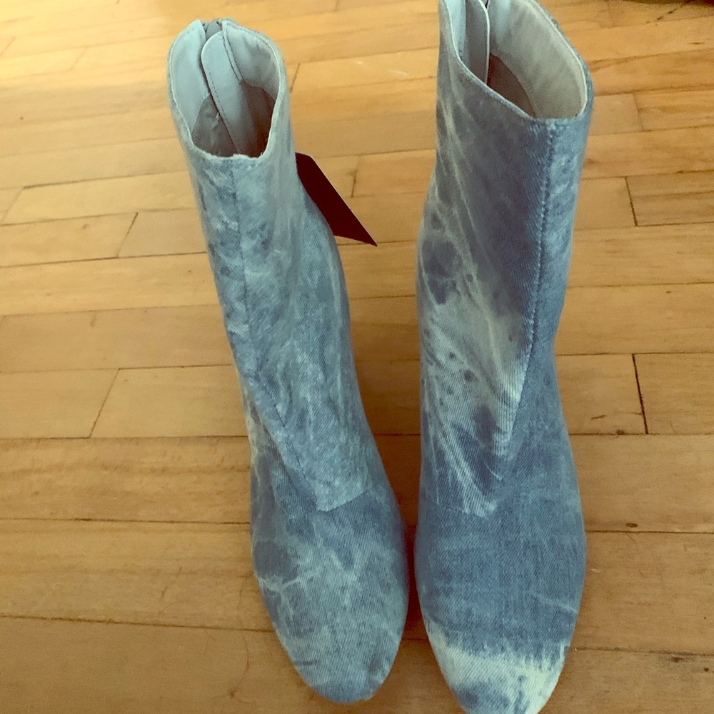 Forever 21 jean booties